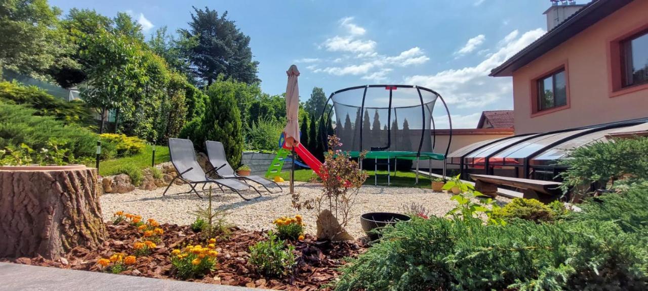 Brezno 2 Izbovy Apartman Sabi Kültér fotó